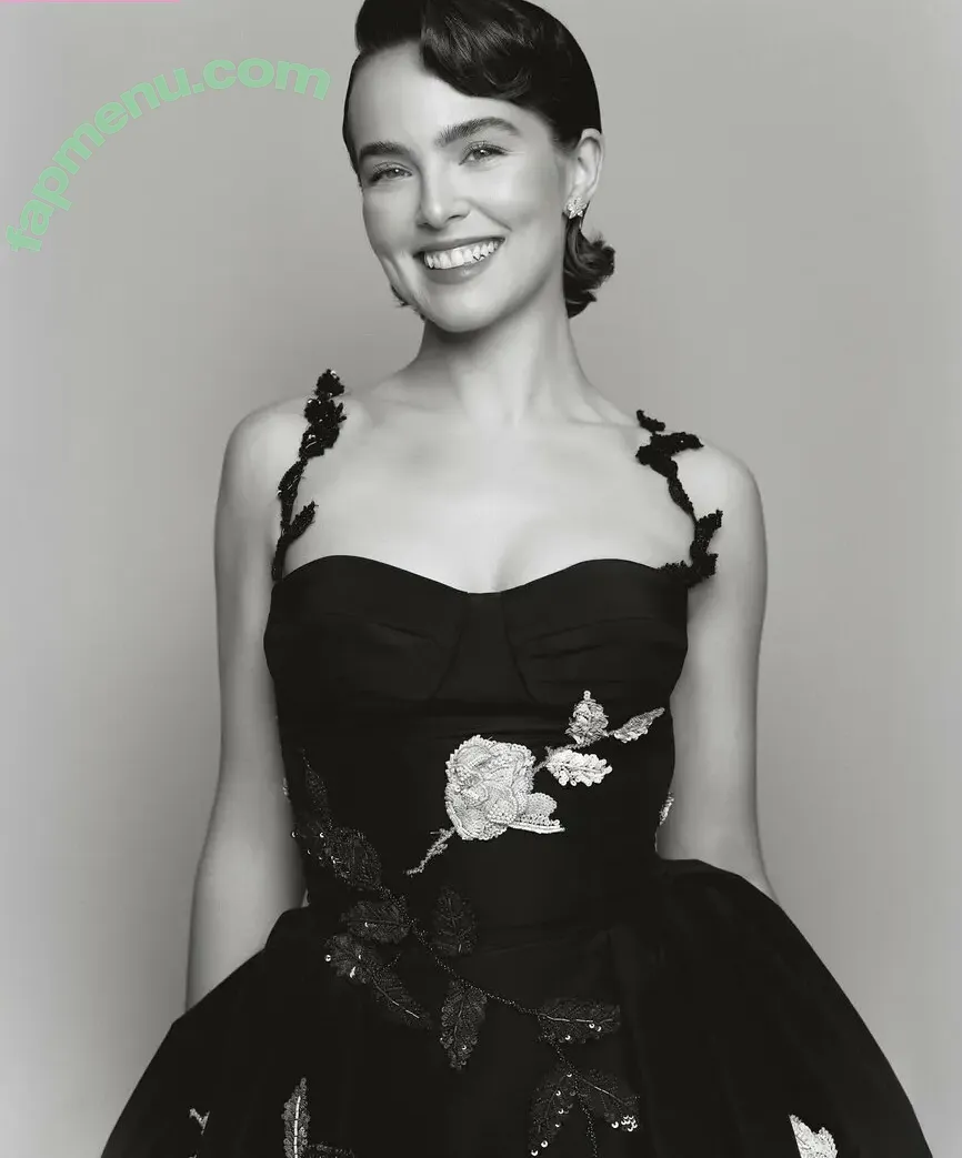 Zoey Deutch nude photo #0051 (zoeydeutch)