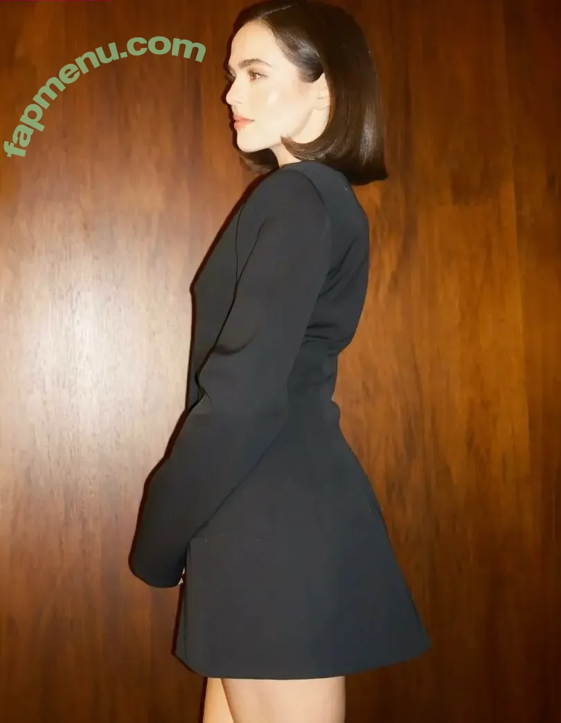 Zoey Deutch nude photo #0801 (zoeydeutch)