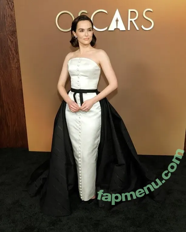 Zoey Deutch nude photo #0832 (zoeydeutch)