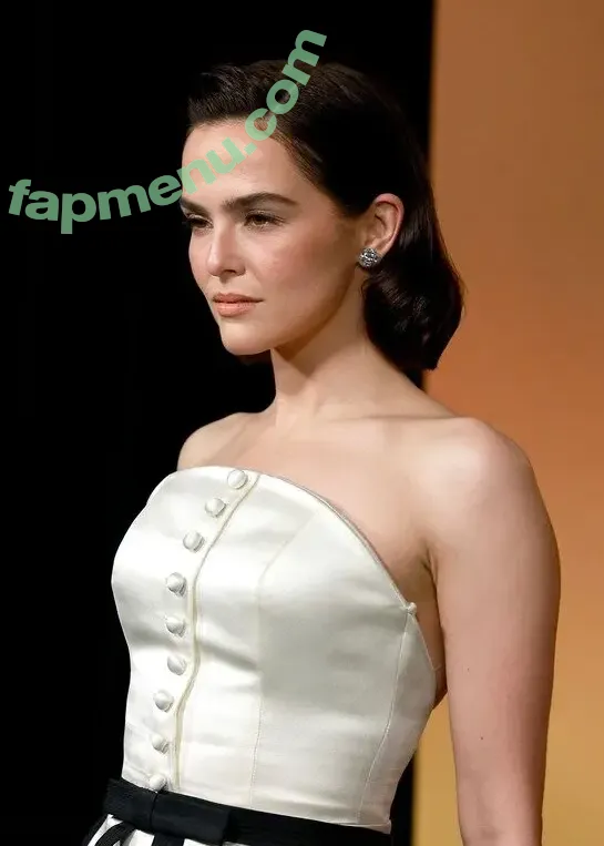 Zoey Deutch nude photo #0836 (zoeydeutch)
