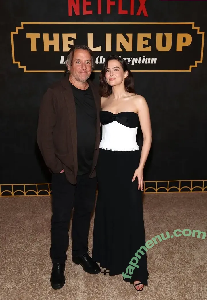 Zoey Deutch nude photo #0878 (zoeydeutch)