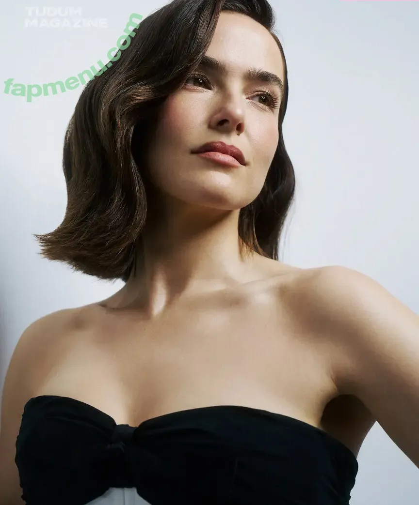 Zoey Deutch nude photo #0890 (zoeydeutch)