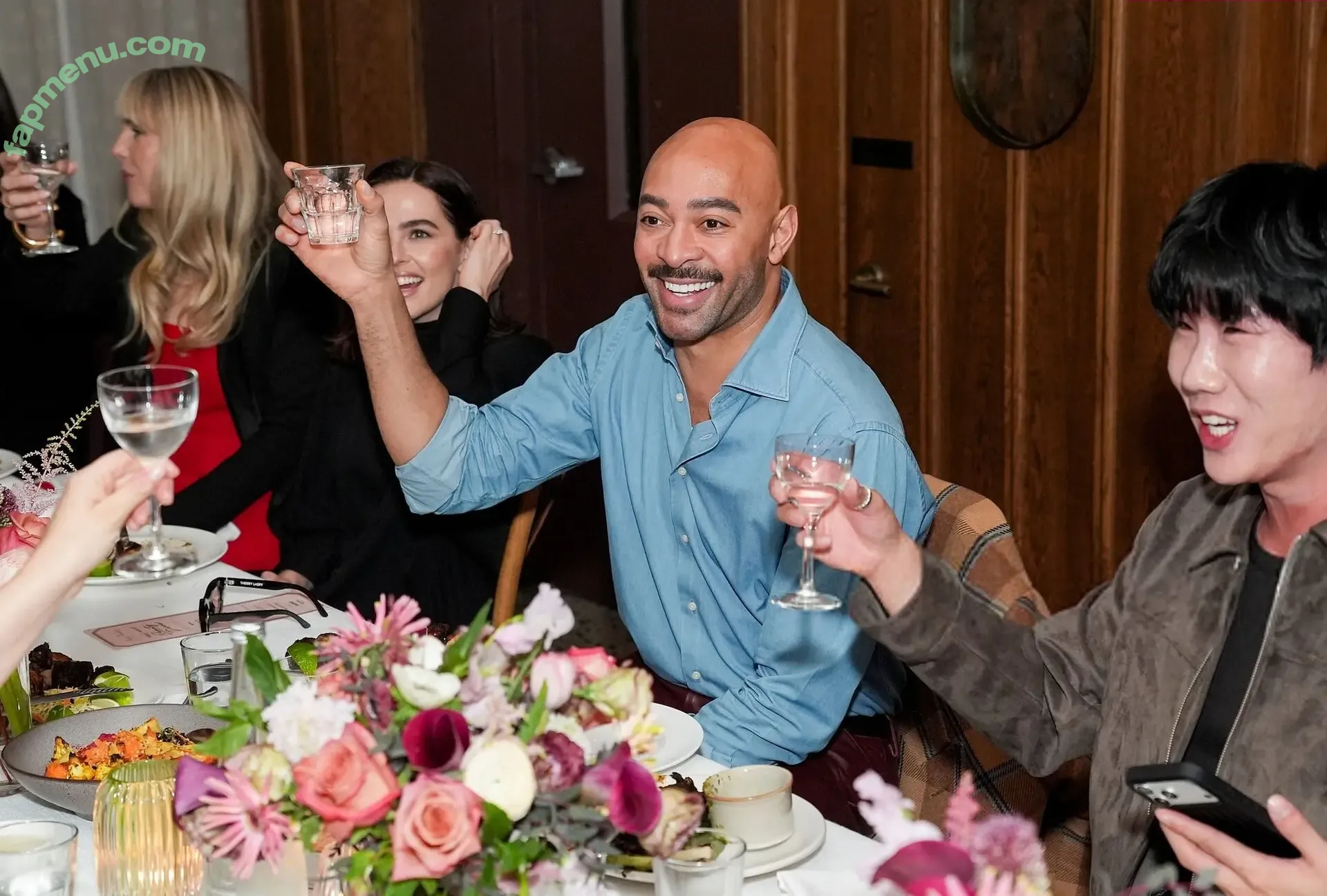 Zoey Deutch nude photo #0900 (zoeydeutch)