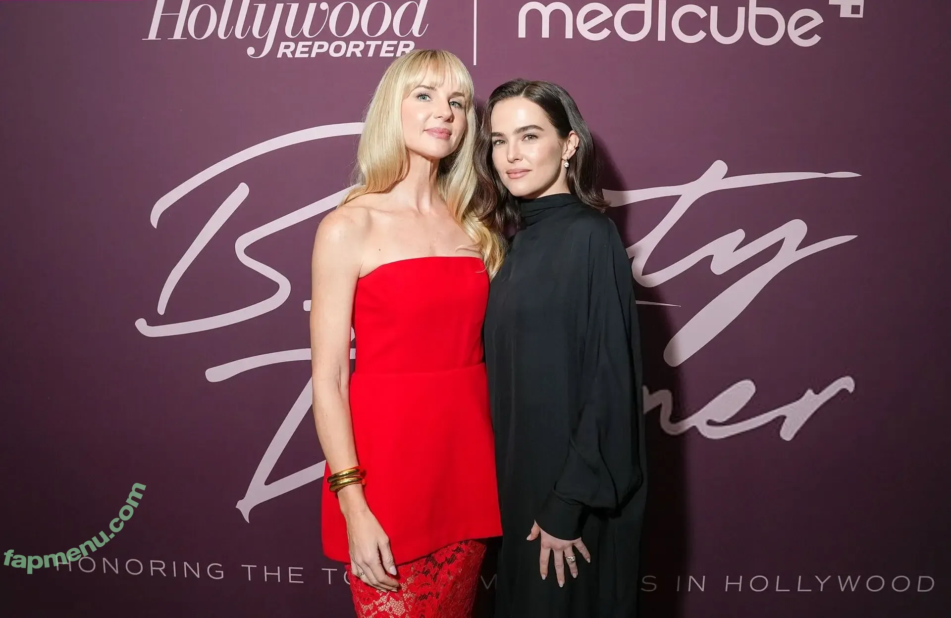 Zoey Deutch nude photo #0904 (zoeydeutch)