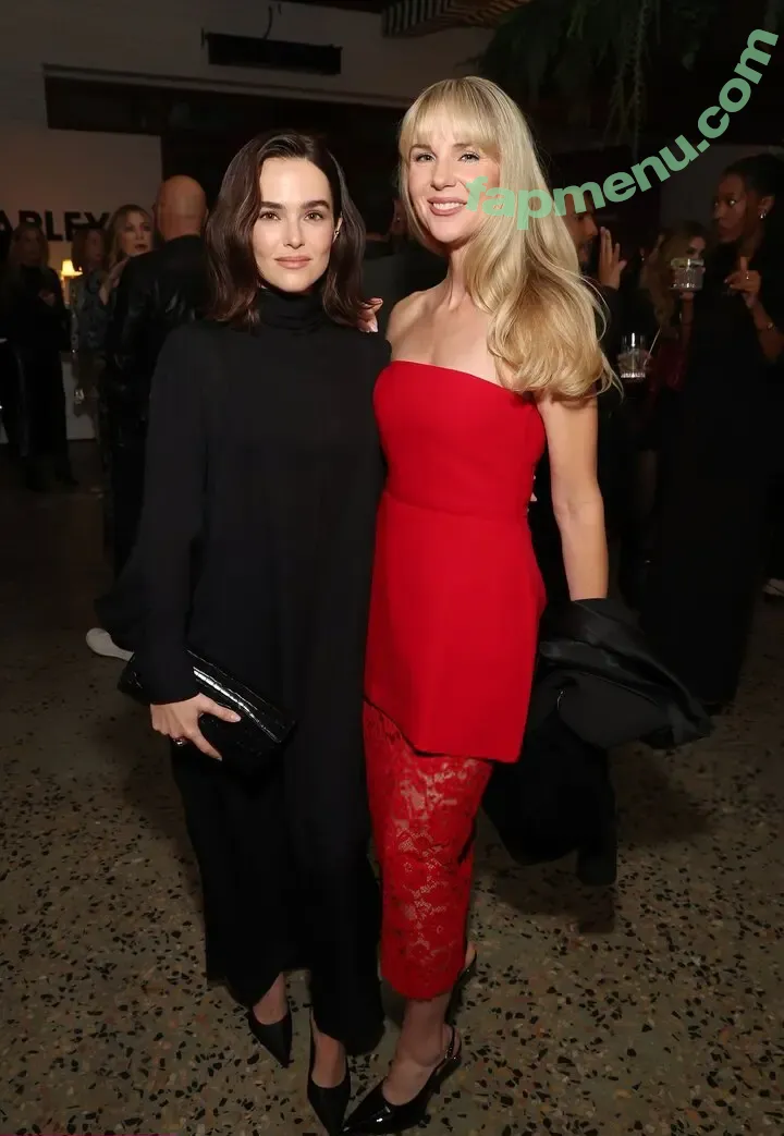 Zoey Deutch nude photo #0914 (zoeydeutch)