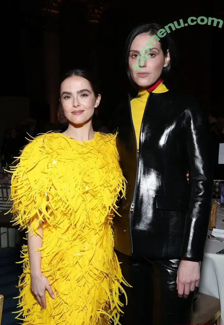 Zoey Deutch nude photo #0979 (zoeydeutch)