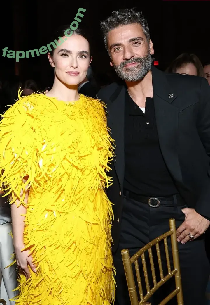 Zoey Deutch nude photo #0981 (zoeydeutch)