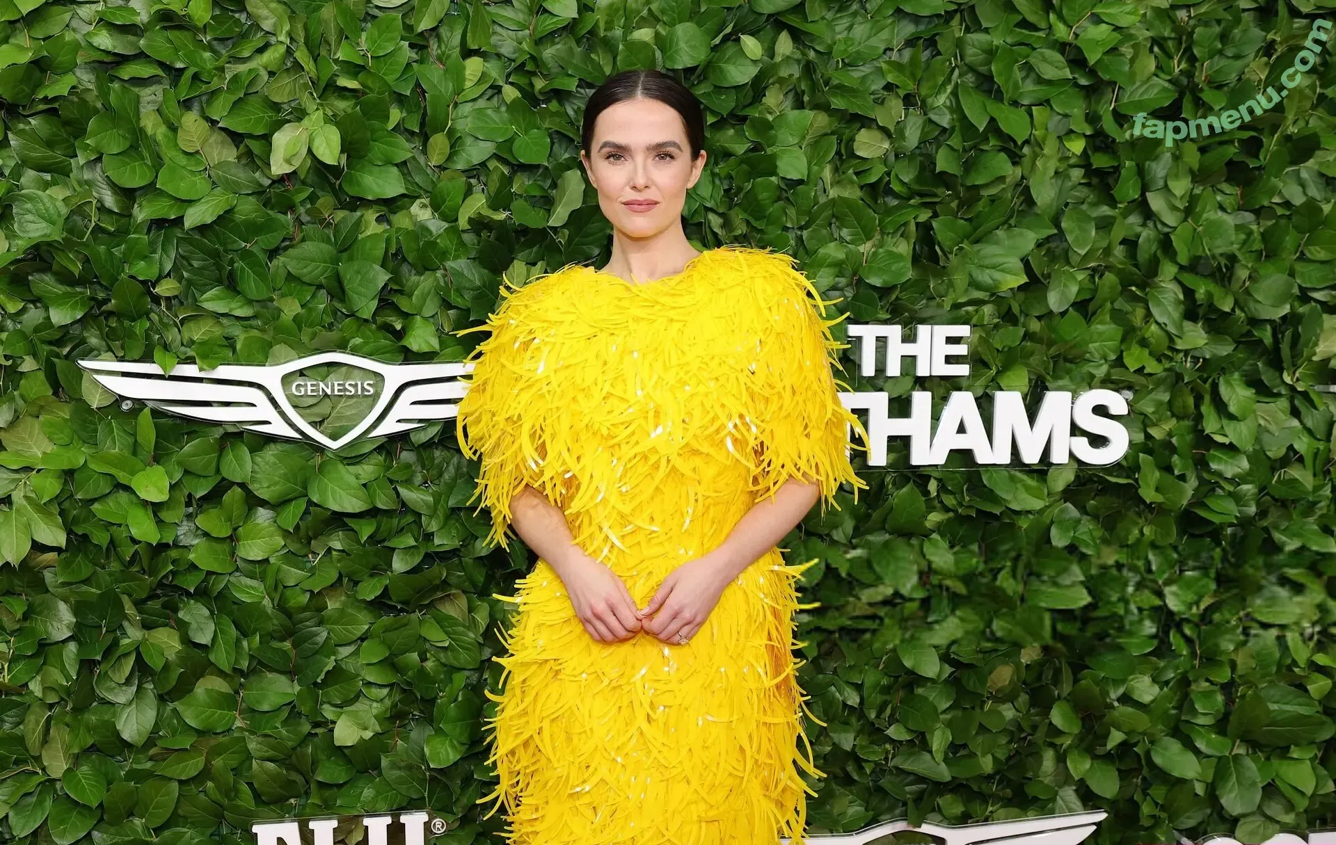 Zoey Deutch nude photo #0986 (zoeydeutch)