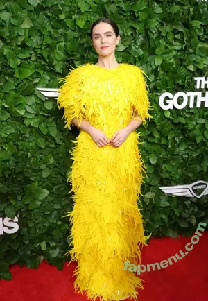 Zoey Deutch / zoeydeutch nude photo #1010