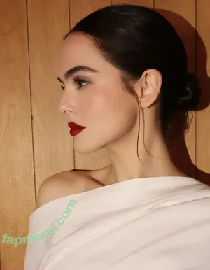 Zoey Deutch / zoeydeutch nude photo #1014