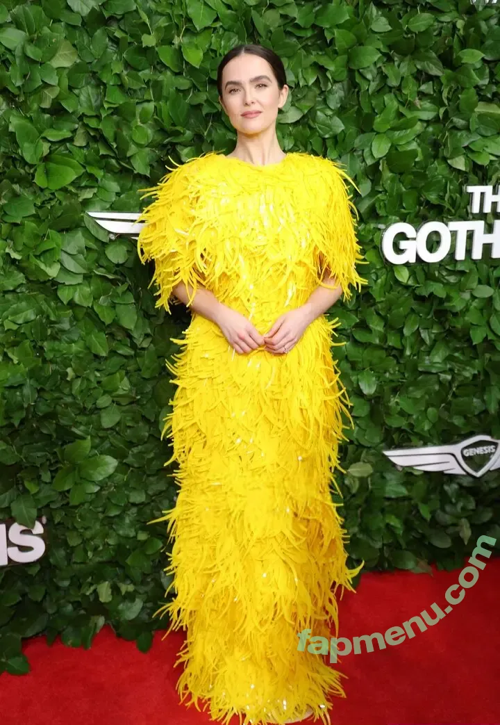 Zoey Deutch nude photo #1010 (zoeydeutch)