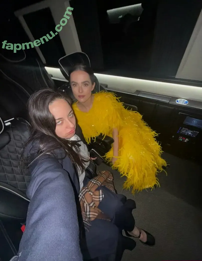 Zoey Deutch nude photo #1018 (zoeydeutch)