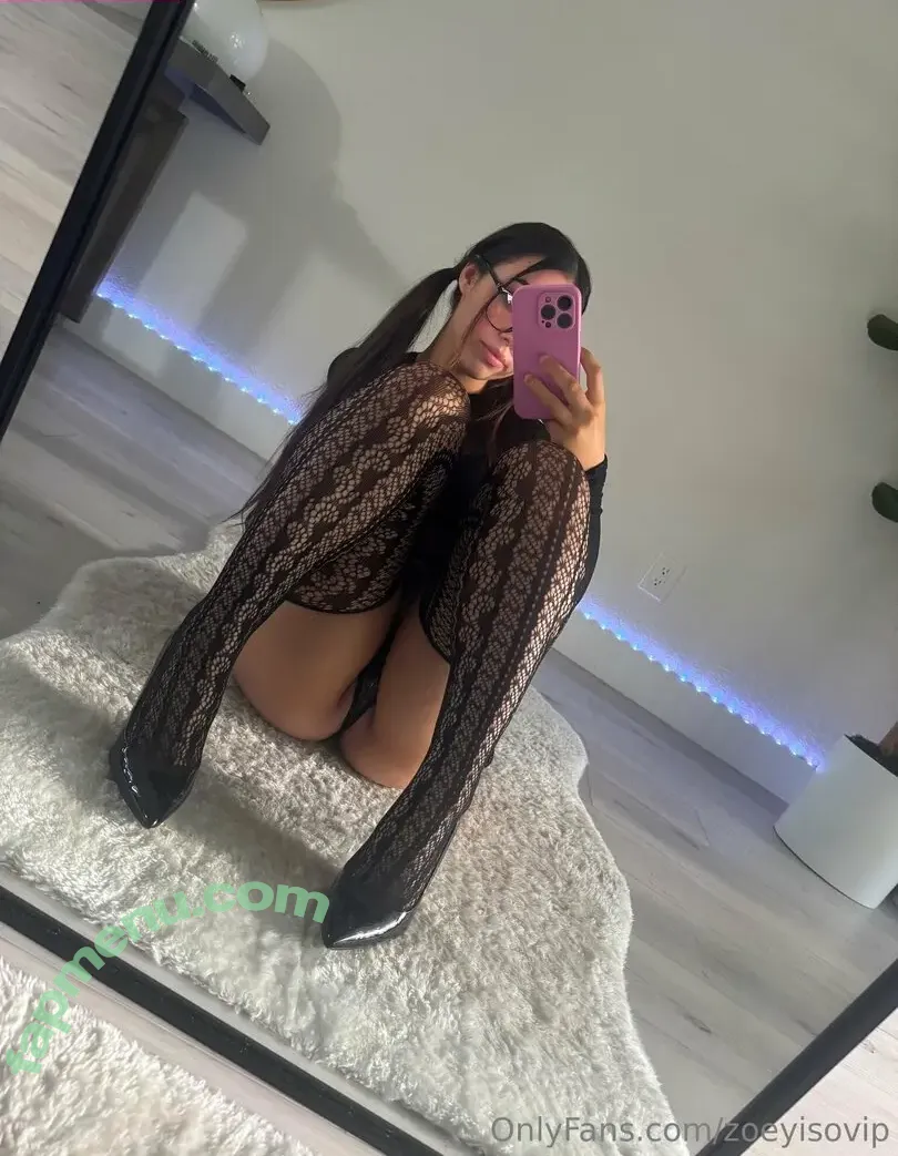 Zoey.lulz nude photo #0016 ( / zoeylulz)