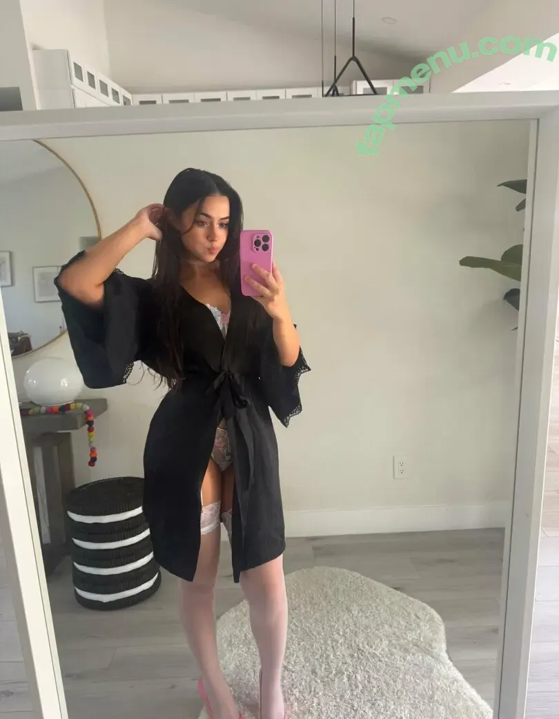 Zoey.lulz nude photo #0022 ( / zoeylulz)