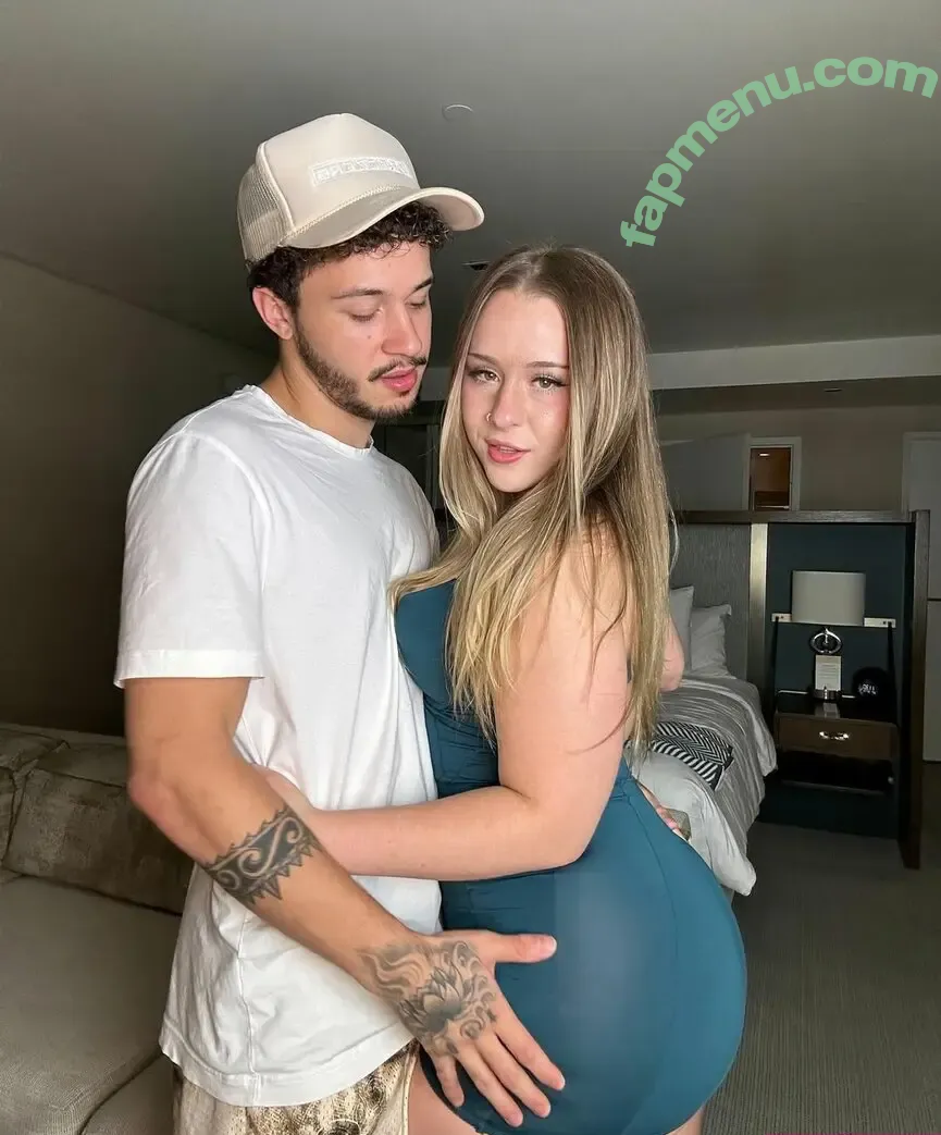 Zoey Uso nude photo #0016 (ZoeyUso / zoey_uso)