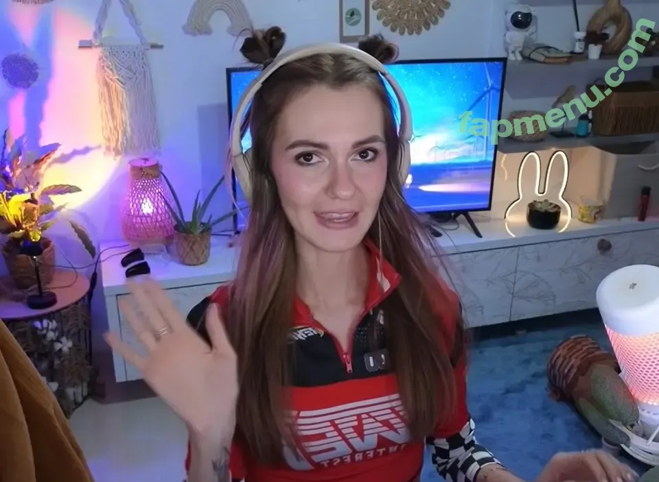 Zoey Zo nude photo #0001 (ItsZZoey / im_zoeyzoe)