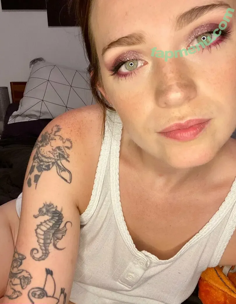 Zoeybrooks nude photo #0221 (zoeybrookes12)