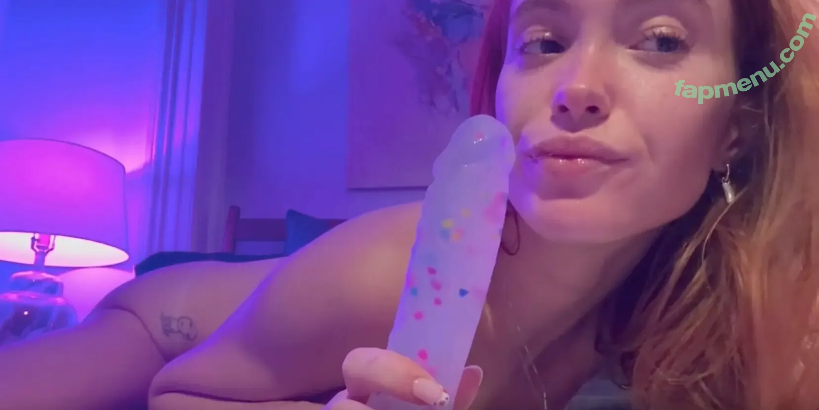 zoeyluna nude photo #0006 (zoeyyluna)