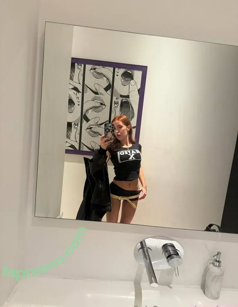zoeyluna nude photo #0023 (zoeyyluna)