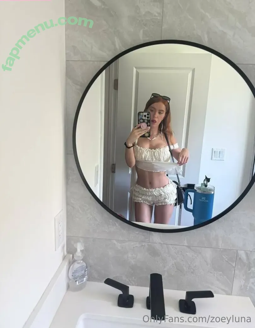 zoeyluna nude photo #0001 (zoeyyluna)