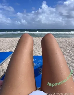 Zoeyparker / princesszoe420 / radiantzoe / zoey___parker nude photo #0004