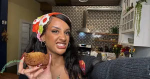 zoeysinnfree / zoeysinnxo nude photo #0025