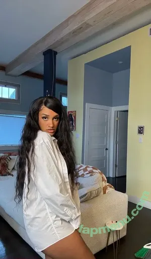 zoeysinnfree / zoeysinnxo nude photo #0027