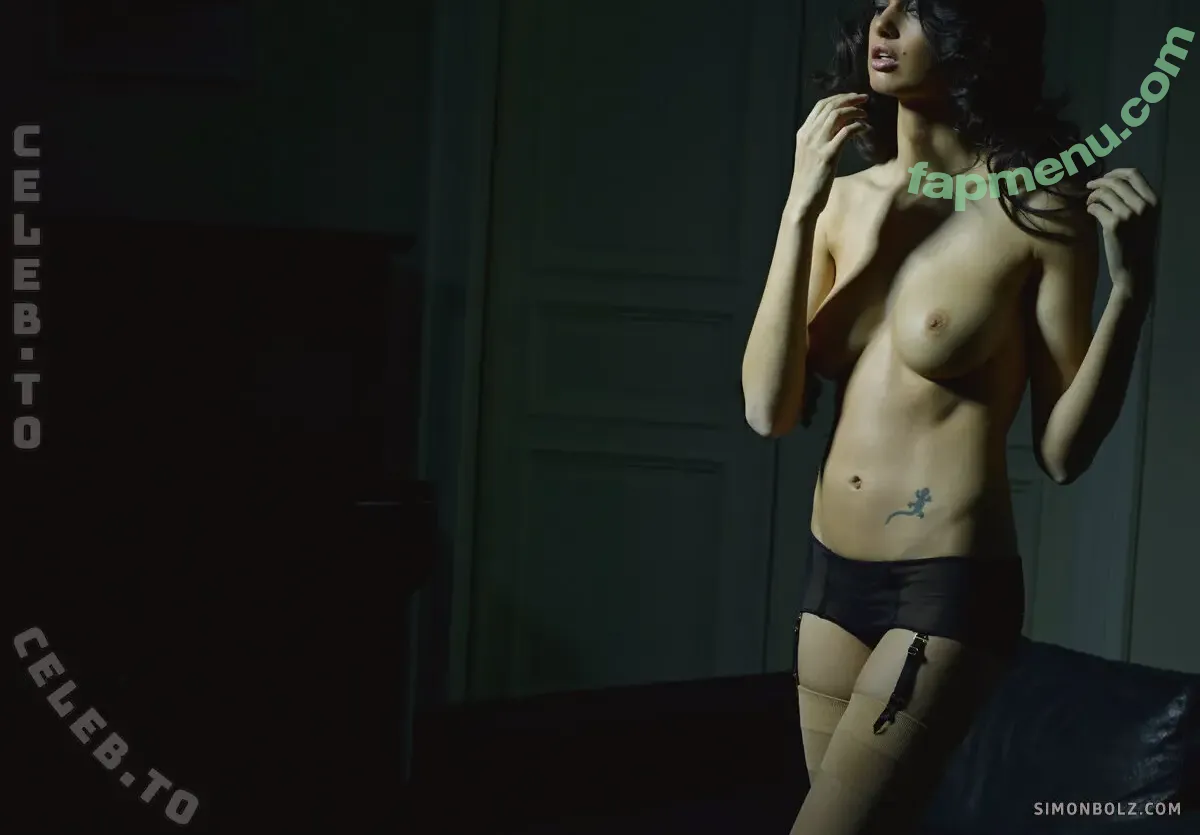 Zoi Gorman nude photo #0133 (dreamingofzoi / zoi_themodel)