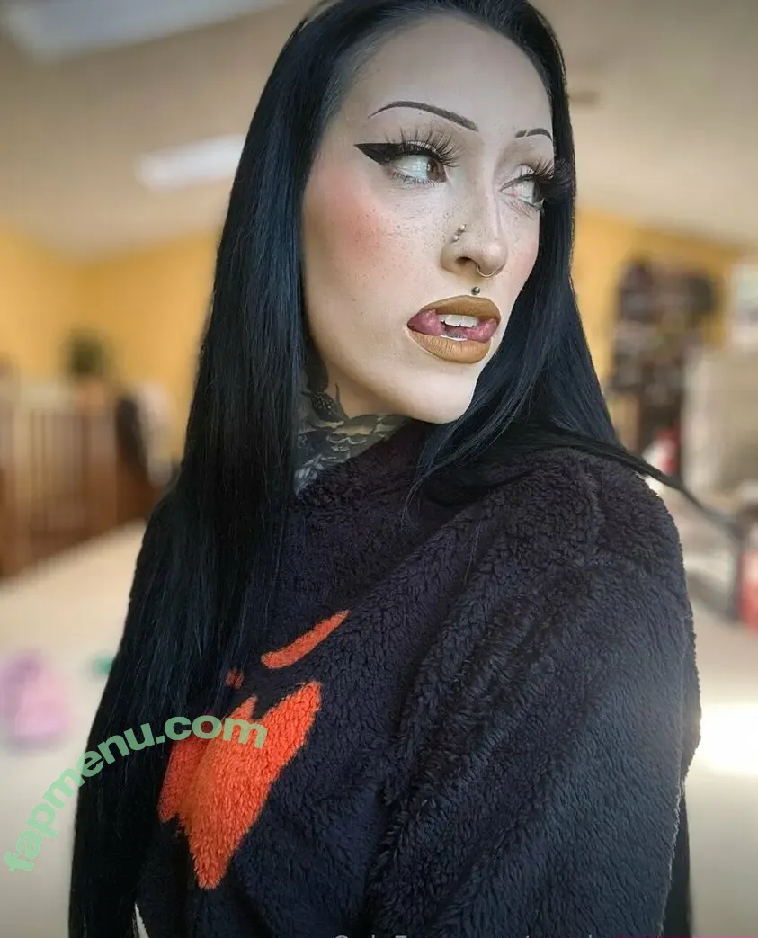 zombae.undead nude photo #0054 (zombae.undead)