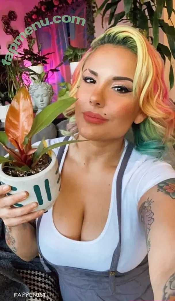 Zombiunicorn nude photo #0007 (Zombiunicorn)