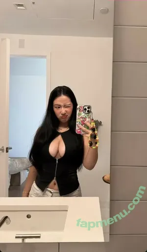 ZonxKaru nude photo #0017