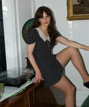 Zooey Deschanel / zooeydeschanel nude photo #0346