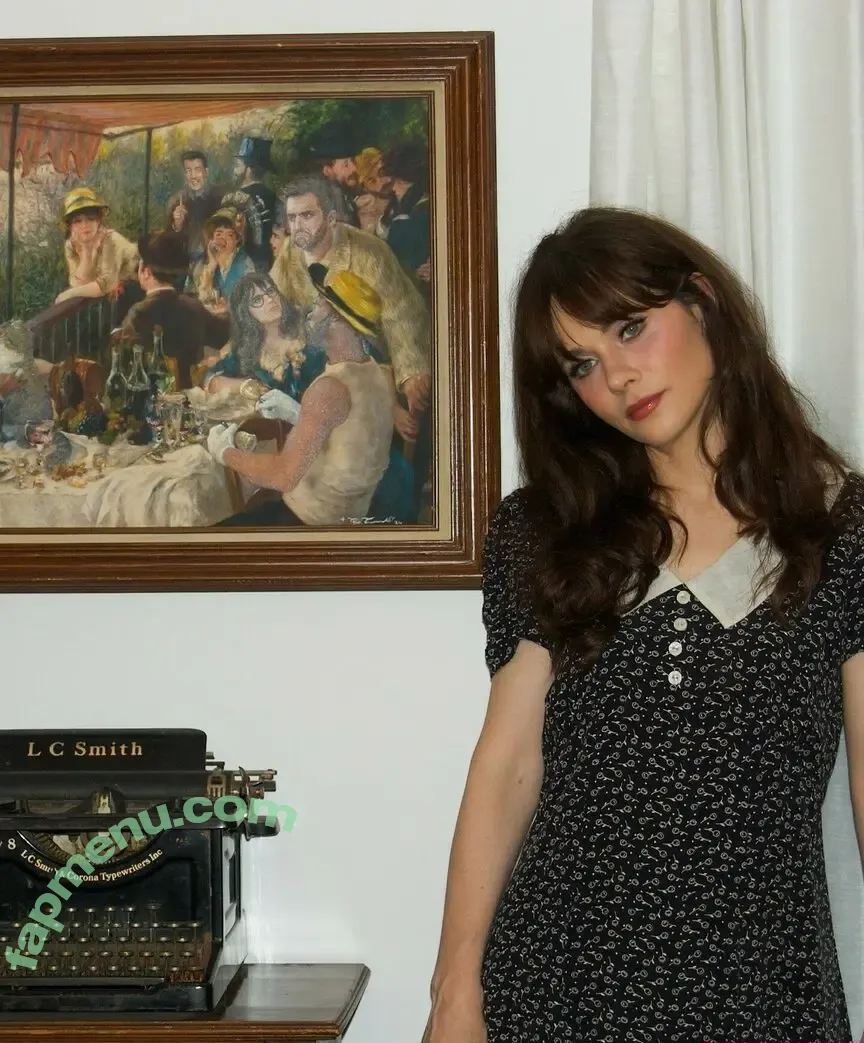Zooey Deschanel nude photo #0344 (zooeydeschanel)