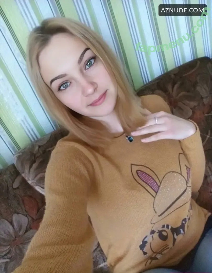 Zoryana Rudenska nude photo #0011 (Zoryana Rudenska)