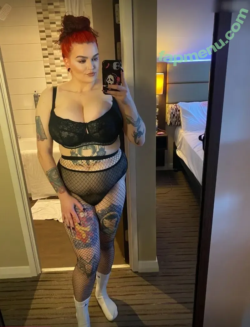 zowatch nude photo #0030 (zo.watch)