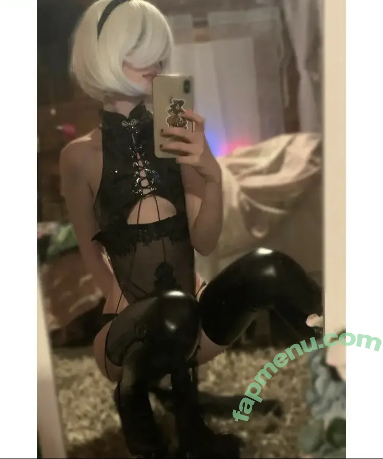 Zoxmbiex nude photo #0015 (ChobitzX0)