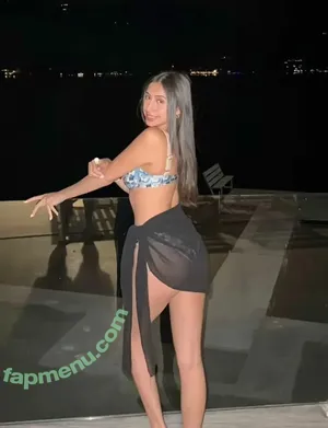 Zoya Husnnen / contentbyzo / zoya.husnnen nude photo #0016