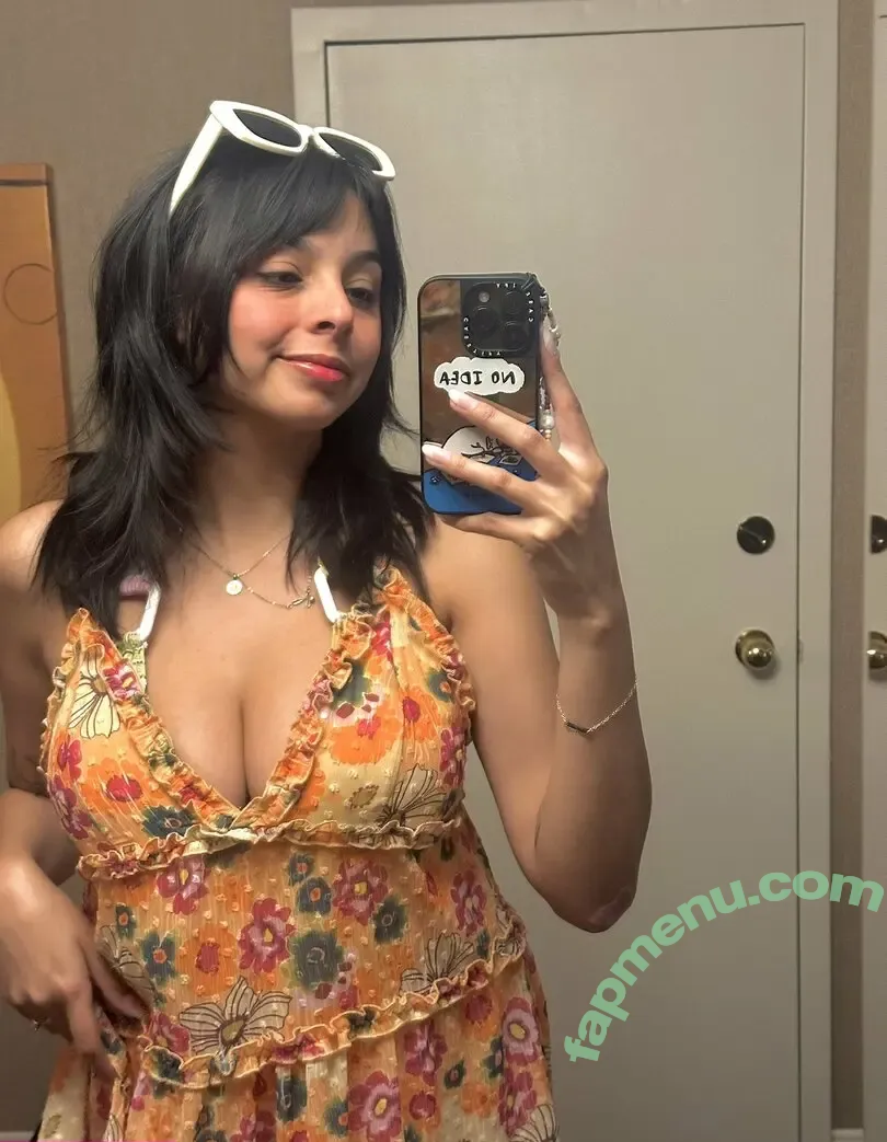 ZoyyySauce nude photo #0024 (zoyyysauce.tv)