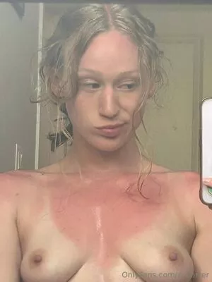 zucarter / zucchiniimuffin nude photo #0007