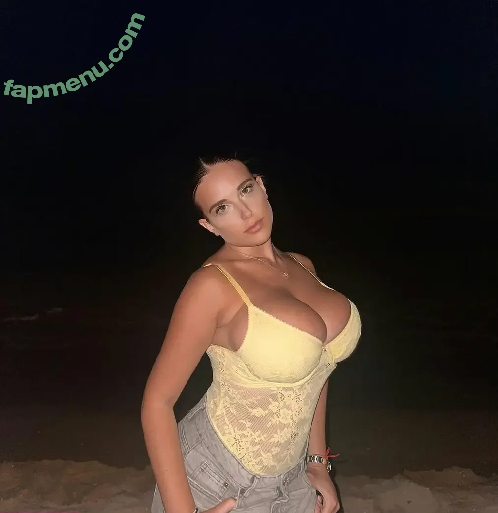 Zuleika Balzano nude photo #0007 (zulebalzano_)