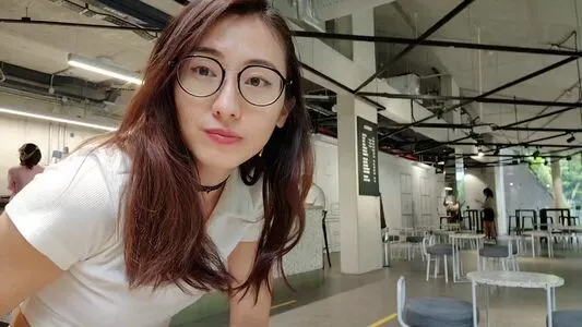 Zumi / zestyzumi nude photo #0016