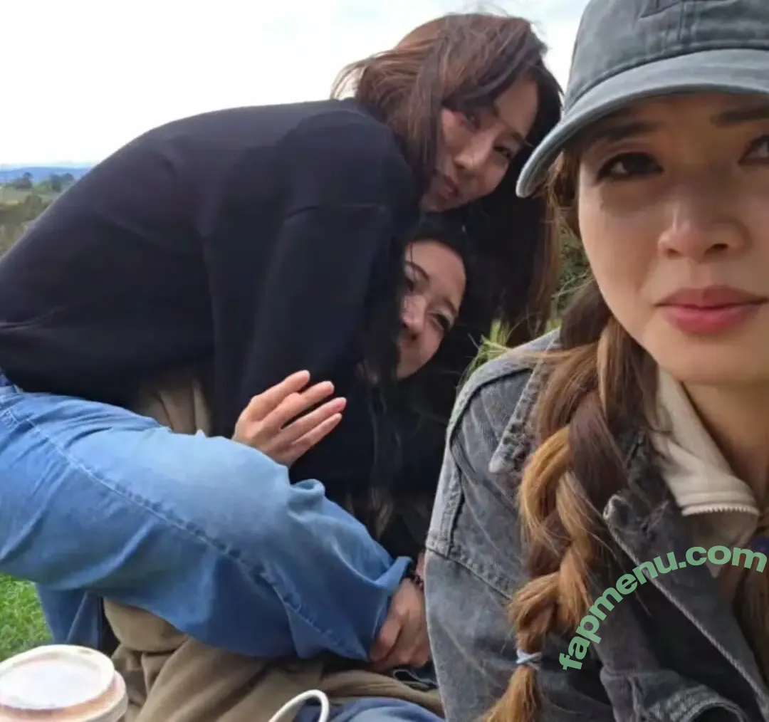 Zumi nude photo #0425 (zestyzumi)