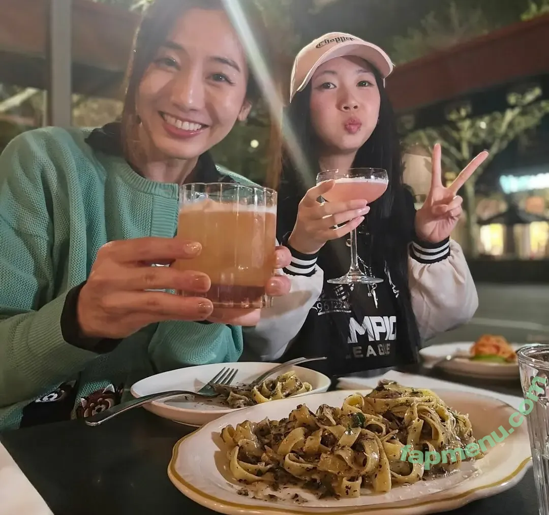 Zumi nude photo #0478 (zestyzumi)