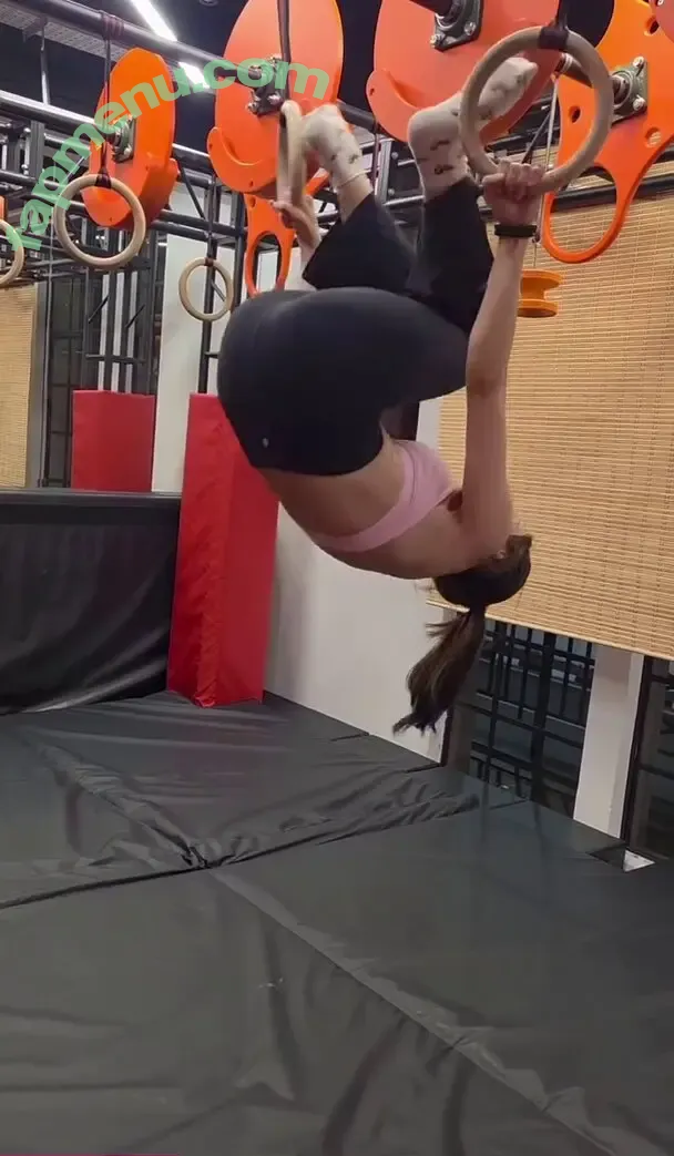 Zumi nude photo #0511 (zestyzumi)