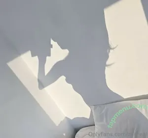 Zureeal nude photo #0086