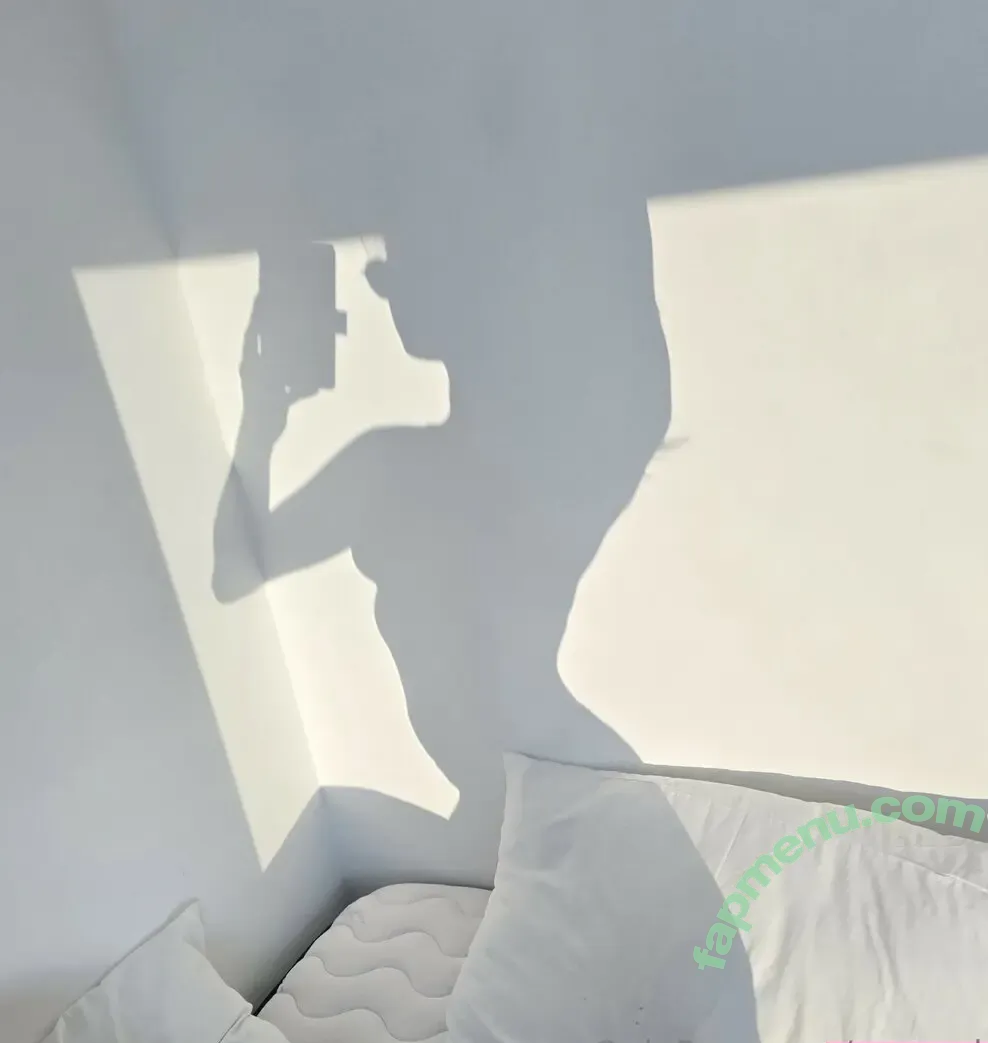 Zureeal nude photo #0084 (Zureeal)