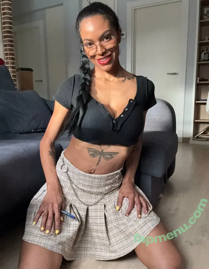 zurihill nude photo #0061 (zurihill)