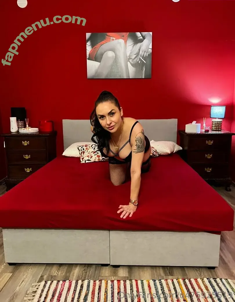 zuzanaamam nude photo #0022 (mama.zlazov)