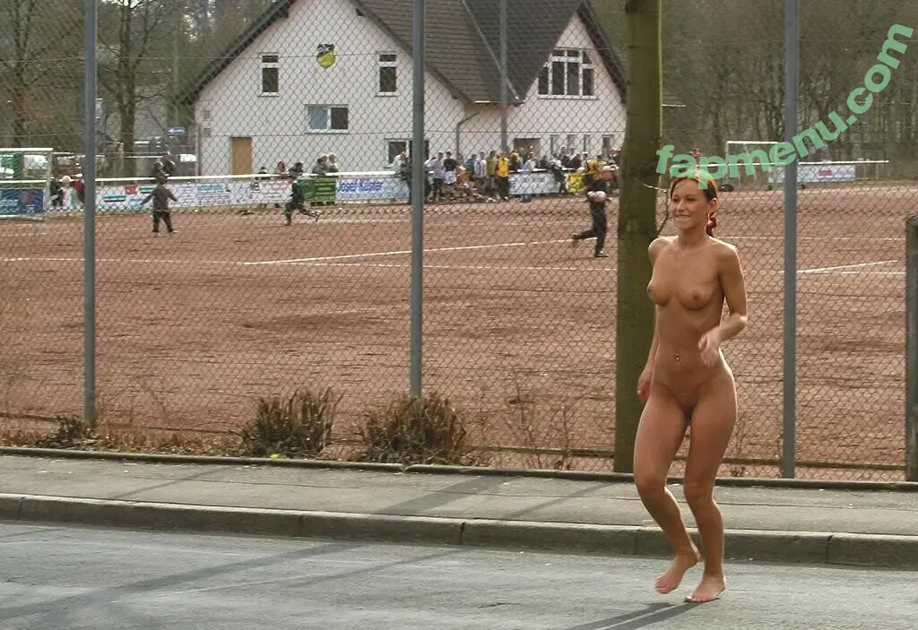 Zuzka Light nude photo #0515 (ZuzkaLight)