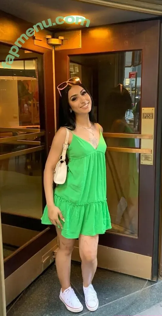 zzbabyzz nude photo #0024 (theofficialbabybzz)
